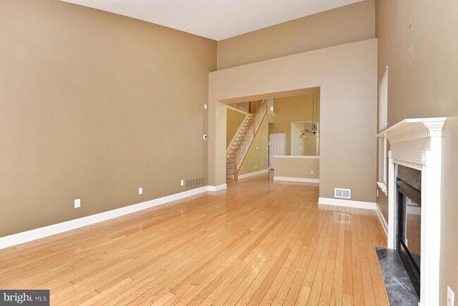 Photo - 28 Stafford Dr