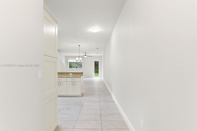 Photo - 1110 NE 1st Ave.