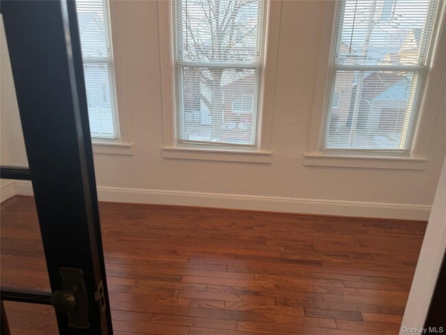 Photo - 95-12 108th Ave