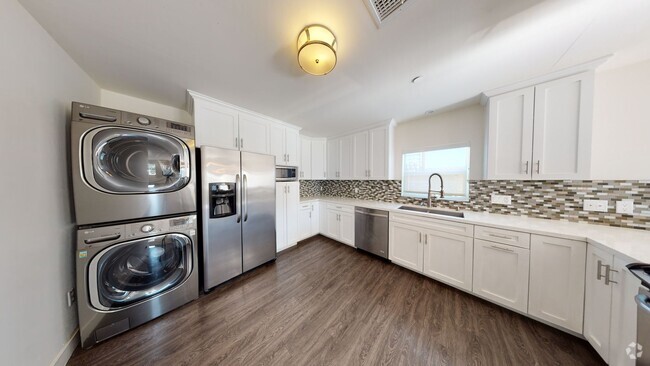Building Photo - Beautiful 3 bedroom, 2 bath house in Woodl... Unit LEONORA