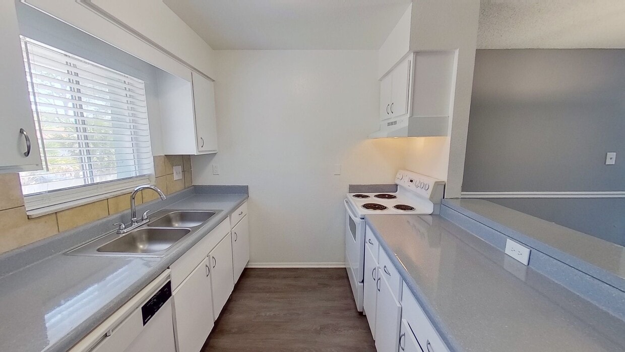 Photo - The Bahia Apartments