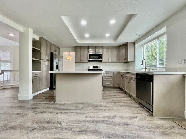 Photo - 2821 Bellflower Dr