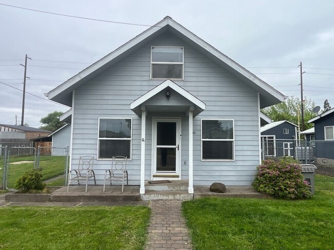 Building Photo - Nice Home for Rent in Harrisburg, Workshops!