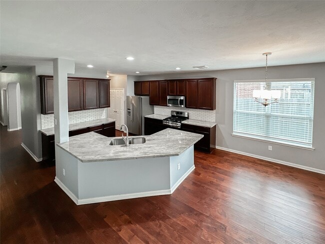 Photo - 6810 Summer Bridge Ln