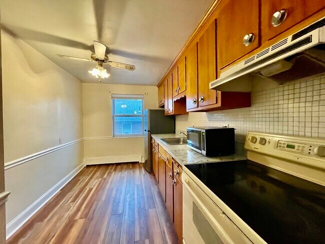 Photo - 39 Montvale Ave Unit 9