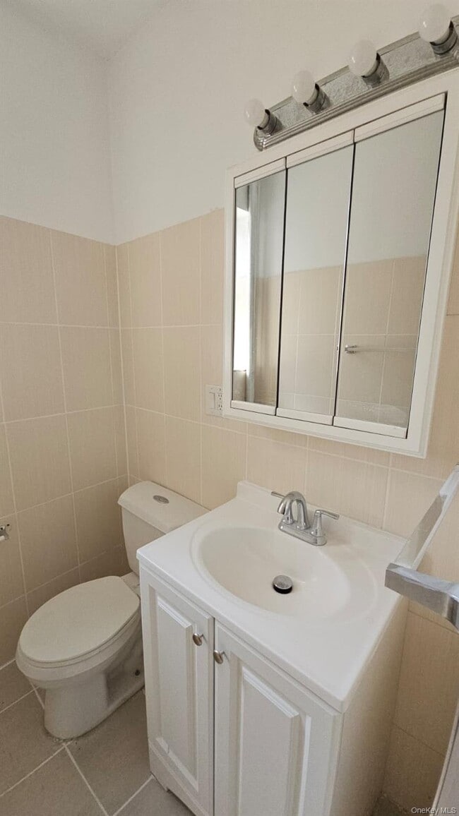 Photo - 76 Bay 23rd St Unit B2