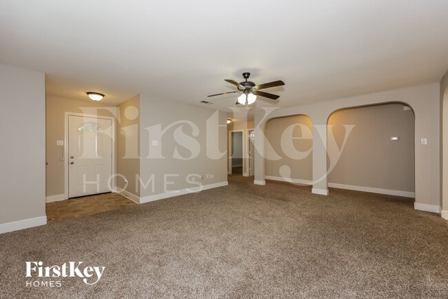 Photo - 607 Lentisco Dr