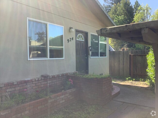 Building Photo - Cvet-2 Unit 924 Rental