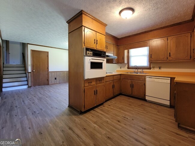 Photo - 1173 Austin Rd