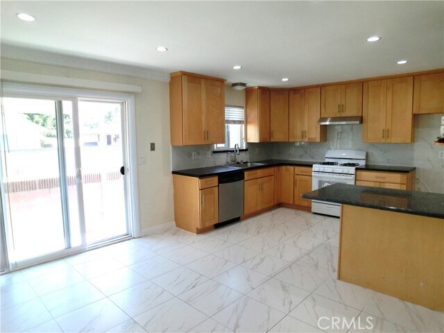 Photo - 1417 Edgewood Dr House