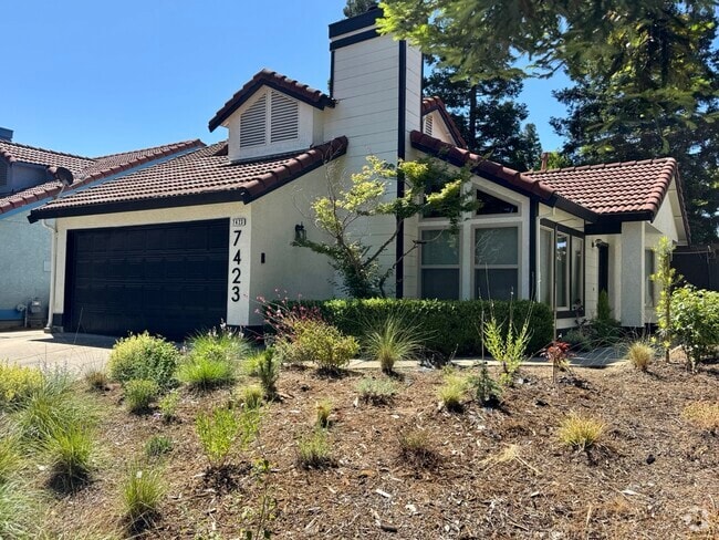 Building Photo - 7423 Fireweed Cir Rental