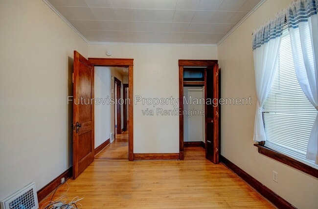Photo - 1105 Summit St