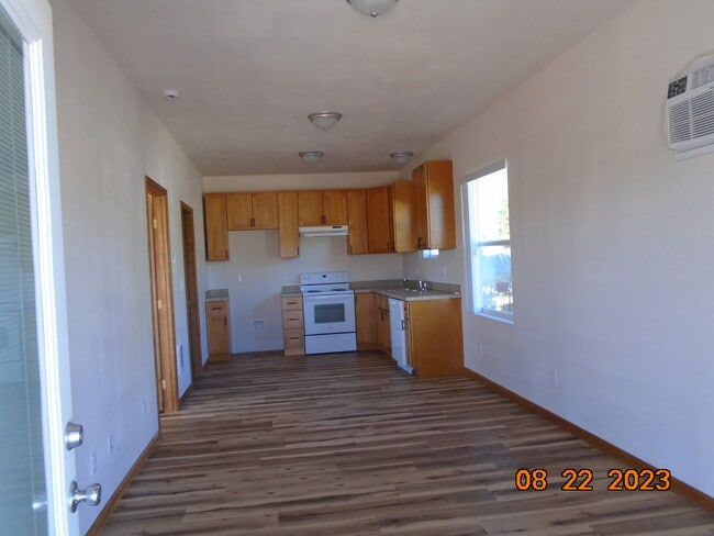 Photo - 632 N 4th St