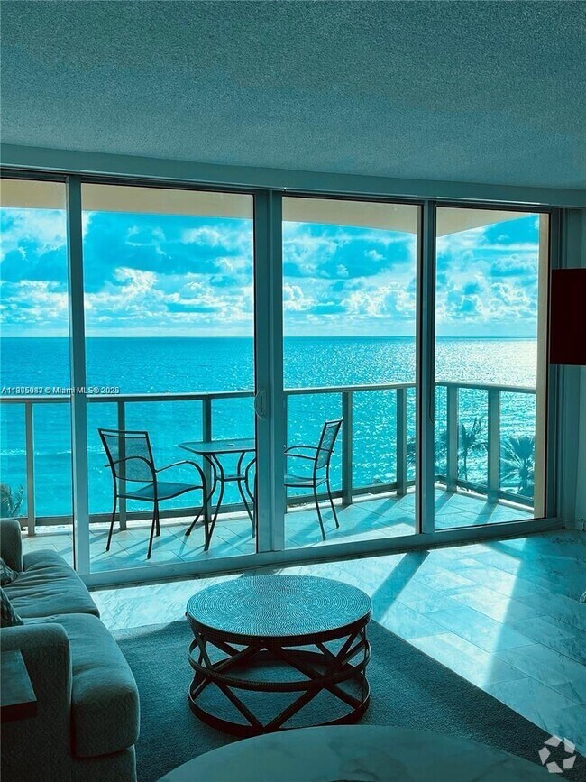 Building Photo - 2501 S Ocean Dr Unit 1024 Rental