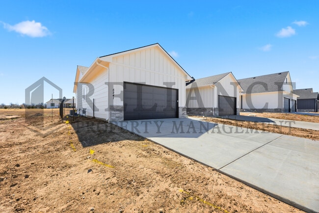 Photo - 5241 N Pinecrest Ct