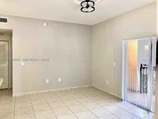 Photo - 7250 NW 114th Ave Unit 107