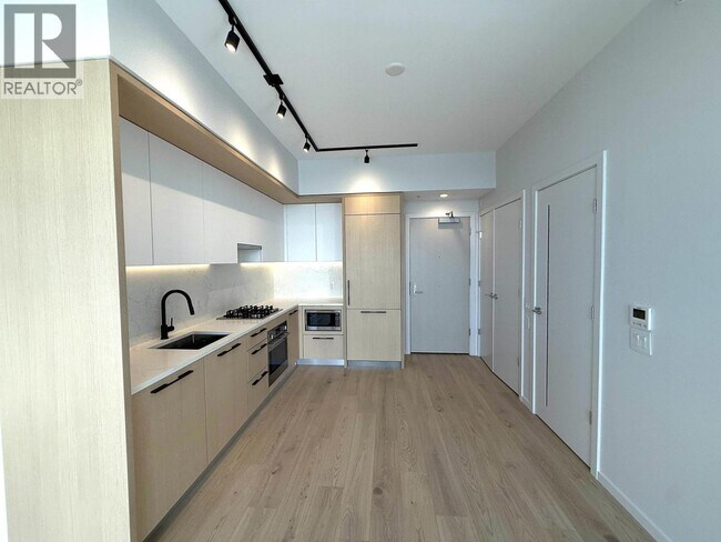 Photo - 2729 Kingsway Unité 5XX