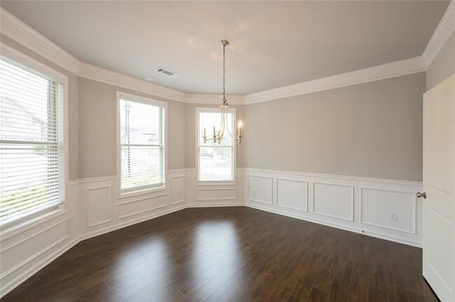 Photo - 3296 Oxford Mill Ln