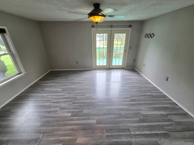 Photo - AVAILABLE NOW! - 3 Bed, 1 Bath Home In Cloquet!