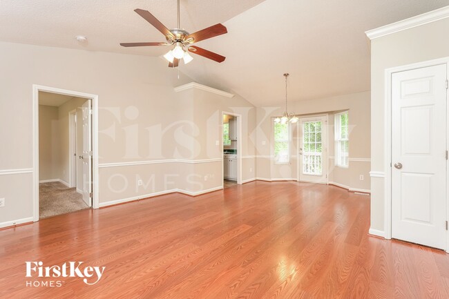Photo - 514 3 Oaks Dr