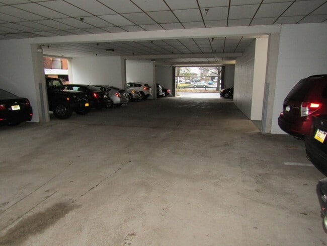 Photo - Fairmount East II - 2 Bed 2 Bath Corner Ap... Unit 119