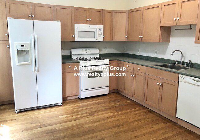 Photo - 14 Schiller St Condo Unit 1