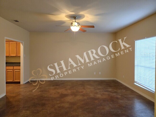 115 Bentwood Dr