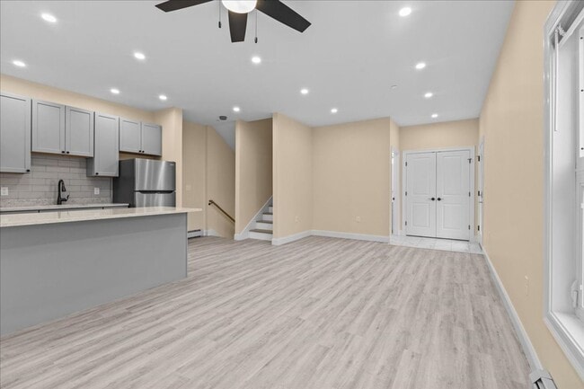 Photo - 86-88 North Winooski Ave Unit Student Rental - RENT BY THE ROOM