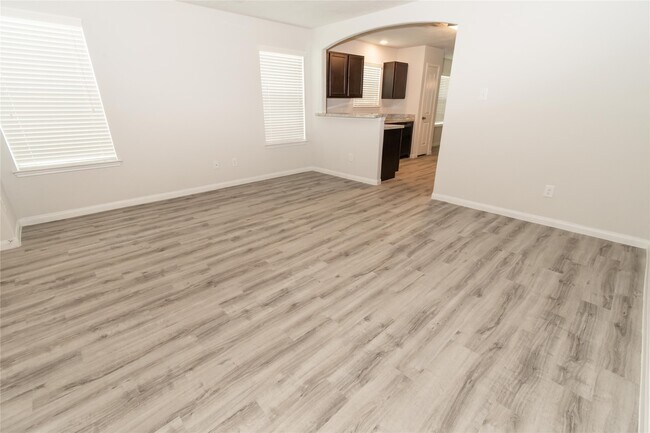 Photo - 3310 Any Way