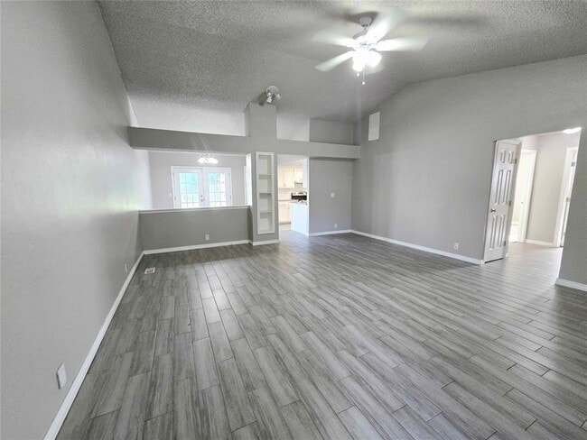 Photo - 217 Cypress Dr