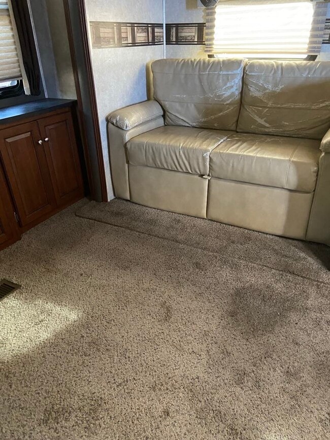 Photo - 1219 16th St Unidad Studio