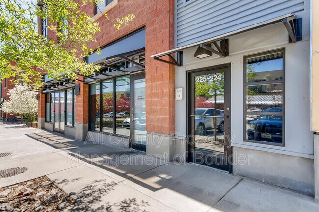 Photo - 4580 Broadway St Unit 224