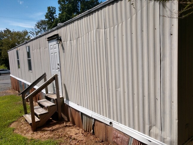 Photo - 7960 Reynolda Rd