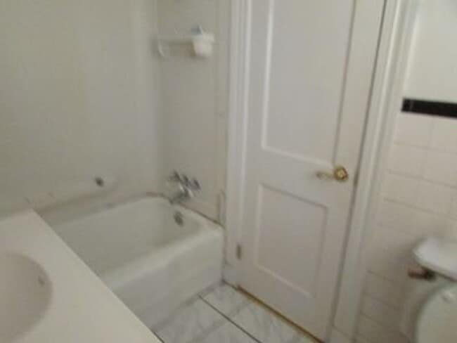 Photo - 2210 Shirleydale Ave