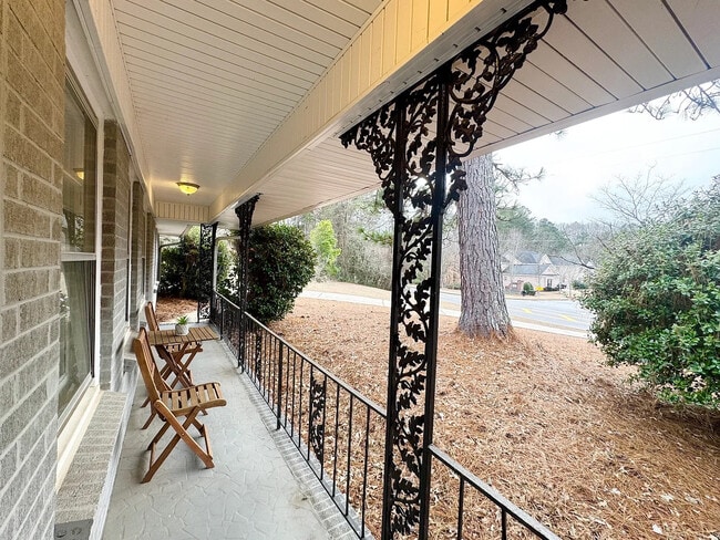 Photo - Room in House on Union Rd SW