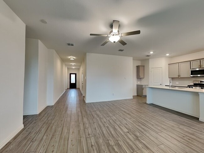 Photo - 7209 Dandelion Rd