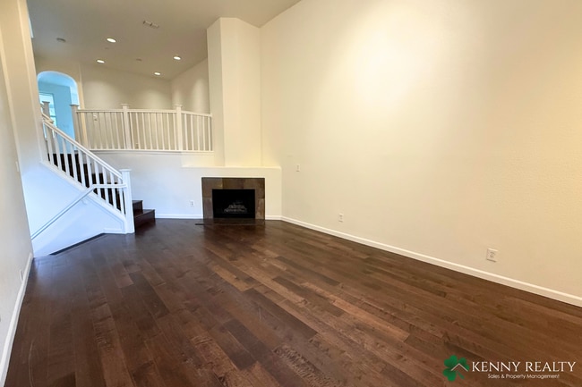 Photo - Townhome in the Peninsula's Most Walkable Neighborhood