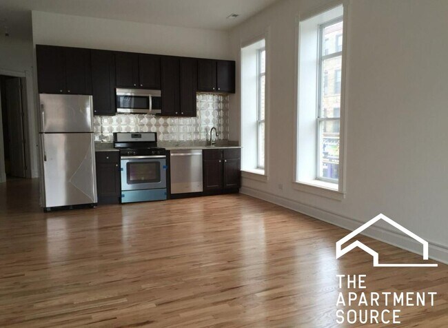1659 S Throop St Unidad 2W