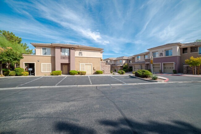 Photo - WOW! AMAZING RENOVATED 3-BEDROOM 3-BATH CO... Unit 103