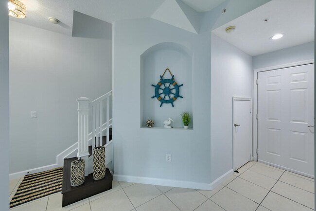 Photo - 2570 Gardens Pkwy