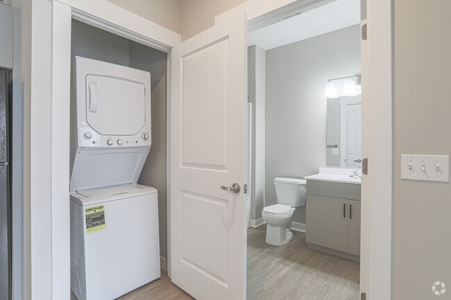 1 HAB, 1 BA - 725 ft² - Black River Flats