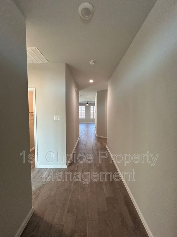 Photo - 6236 Blacksmith Ave