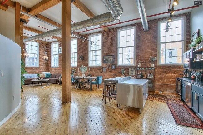 Photo - 1400 Rosa L Parks Blvd Unidad #218 Rental