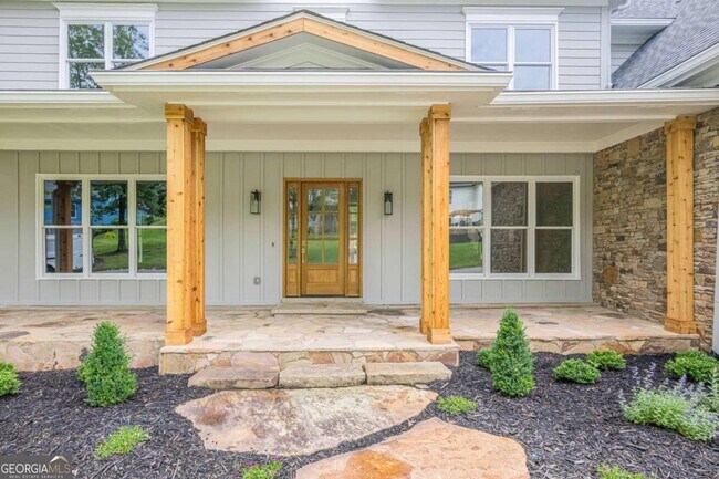 Photo - 2555 Chattahoochee Ln