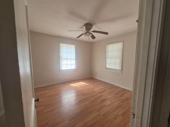 1900 W 26th Ave
