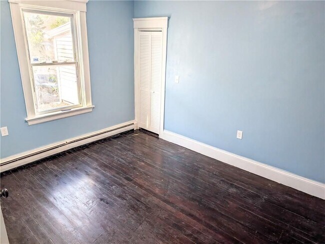 1375 Broad St Unit 2F