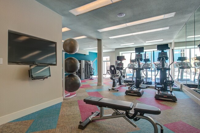 Photo - URBANLUX FLEUR PREMIUM