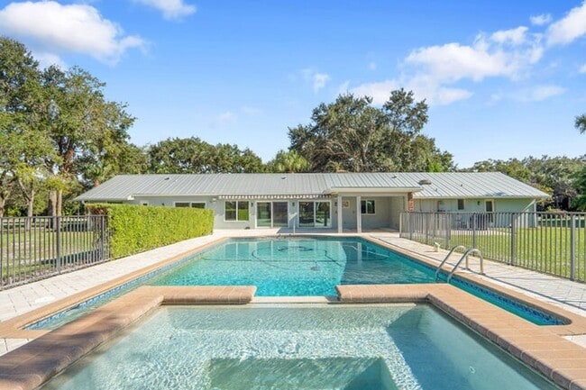 Photo - 8631 Steeplechase Dr