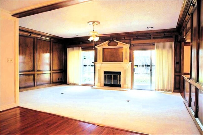Building Photo - 312 Champions Colony III St