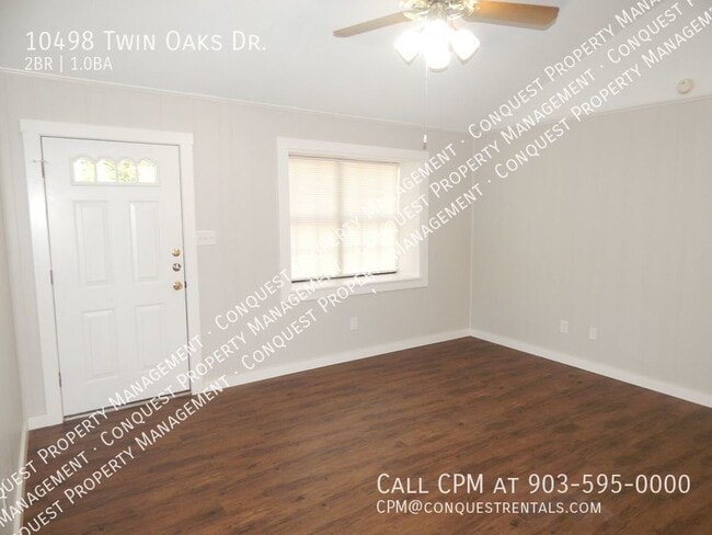 Photo - 10498 Twin Oaks Dr